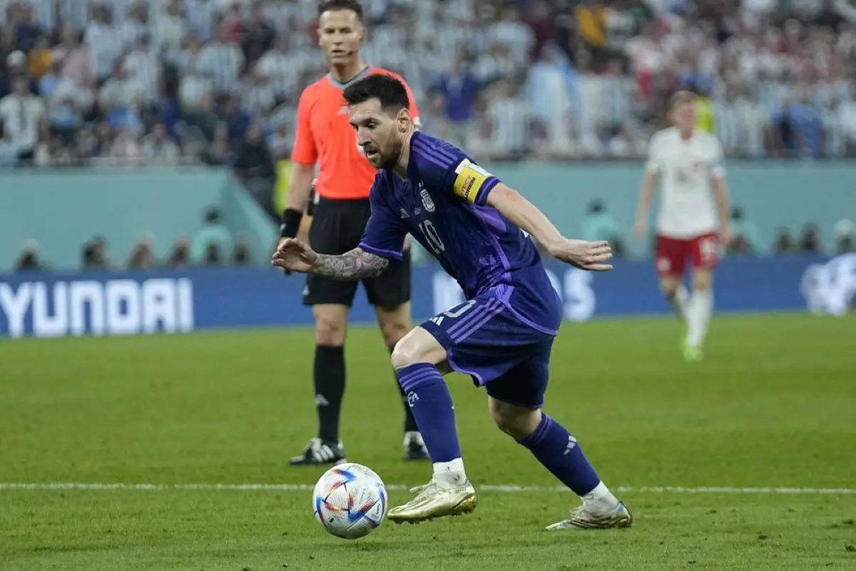 Messi thi đấu nổi bật trước Ba Lan