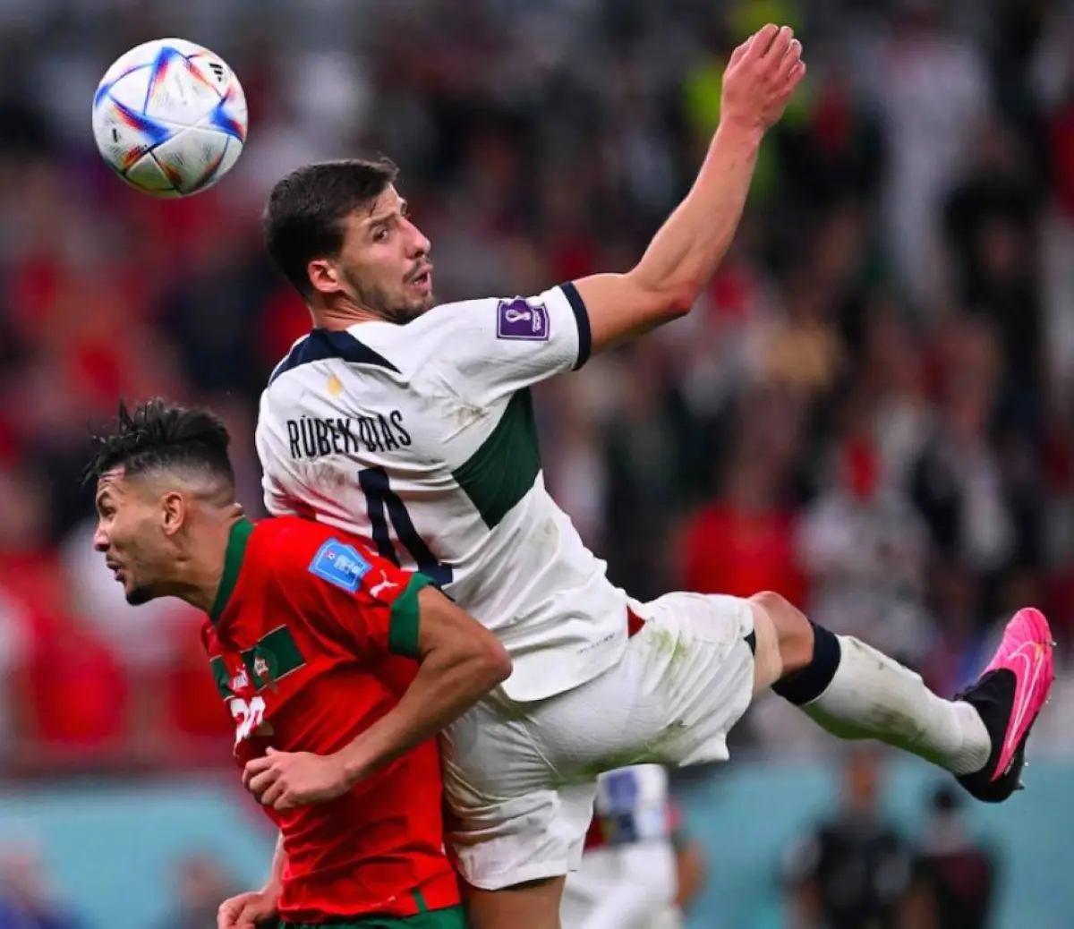 Ruben Dias đã thi đấu trong trận gặp Morocco với tình trạng chấn thương đùi
